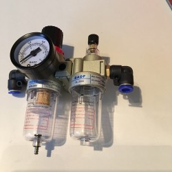 Dehumidifier / Pressure regulator / Oil atomizer for compressed air